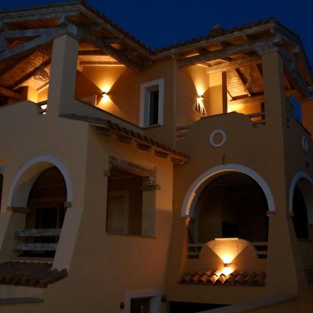 ヴィッラシミーウス La Rosa Dei Venti Bed & Breakfast エクステリア 写真