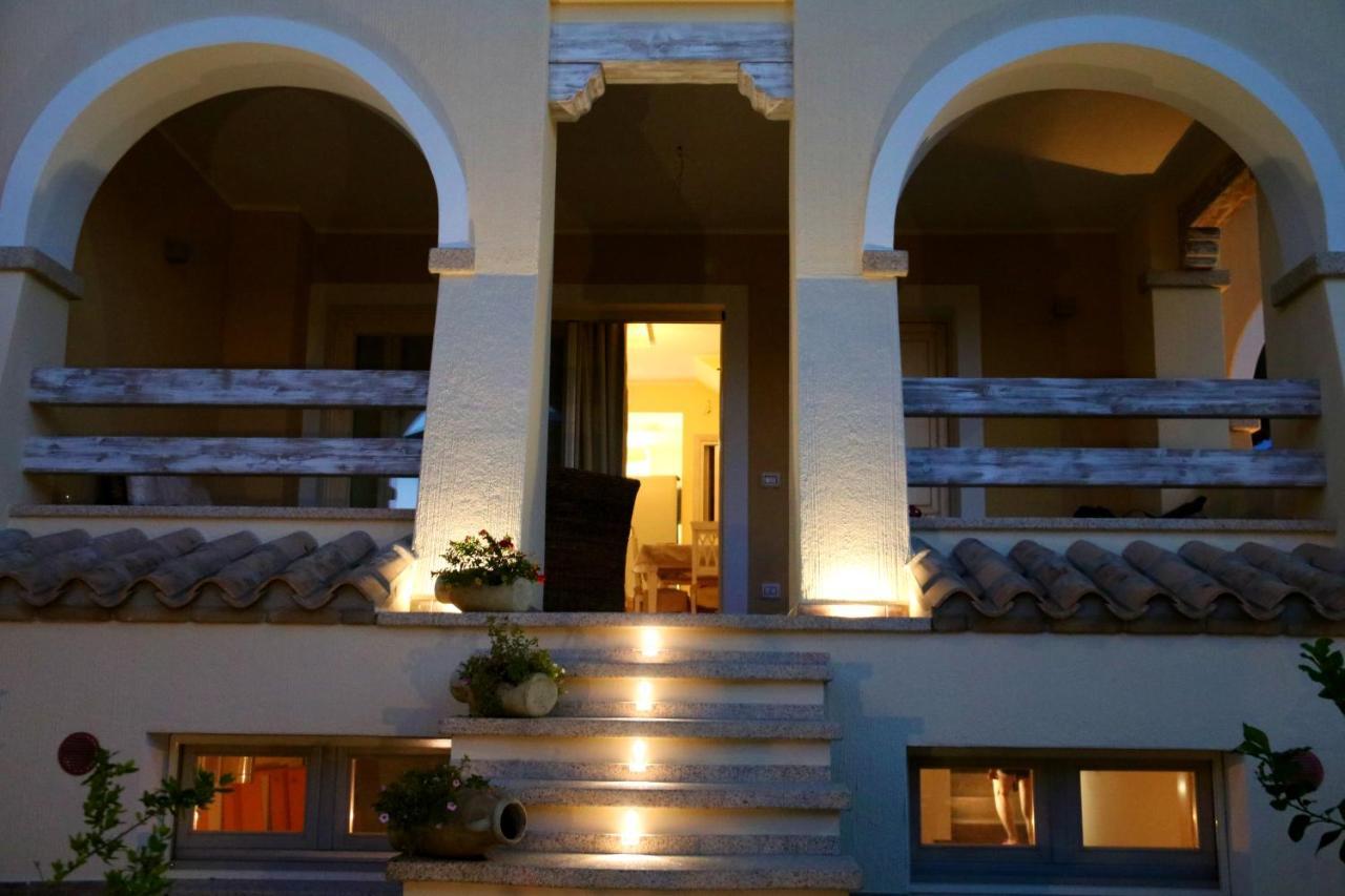 ヴィッラシミーウス La Rosa Dei Venti Bed & Breakfast エクステリア 写真
