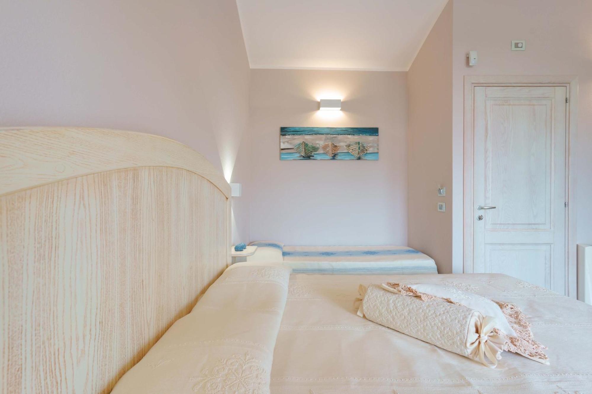 ヴィッラシミーウス La Rosa Dei Venti Bed & Breakfast エクステリア 写真