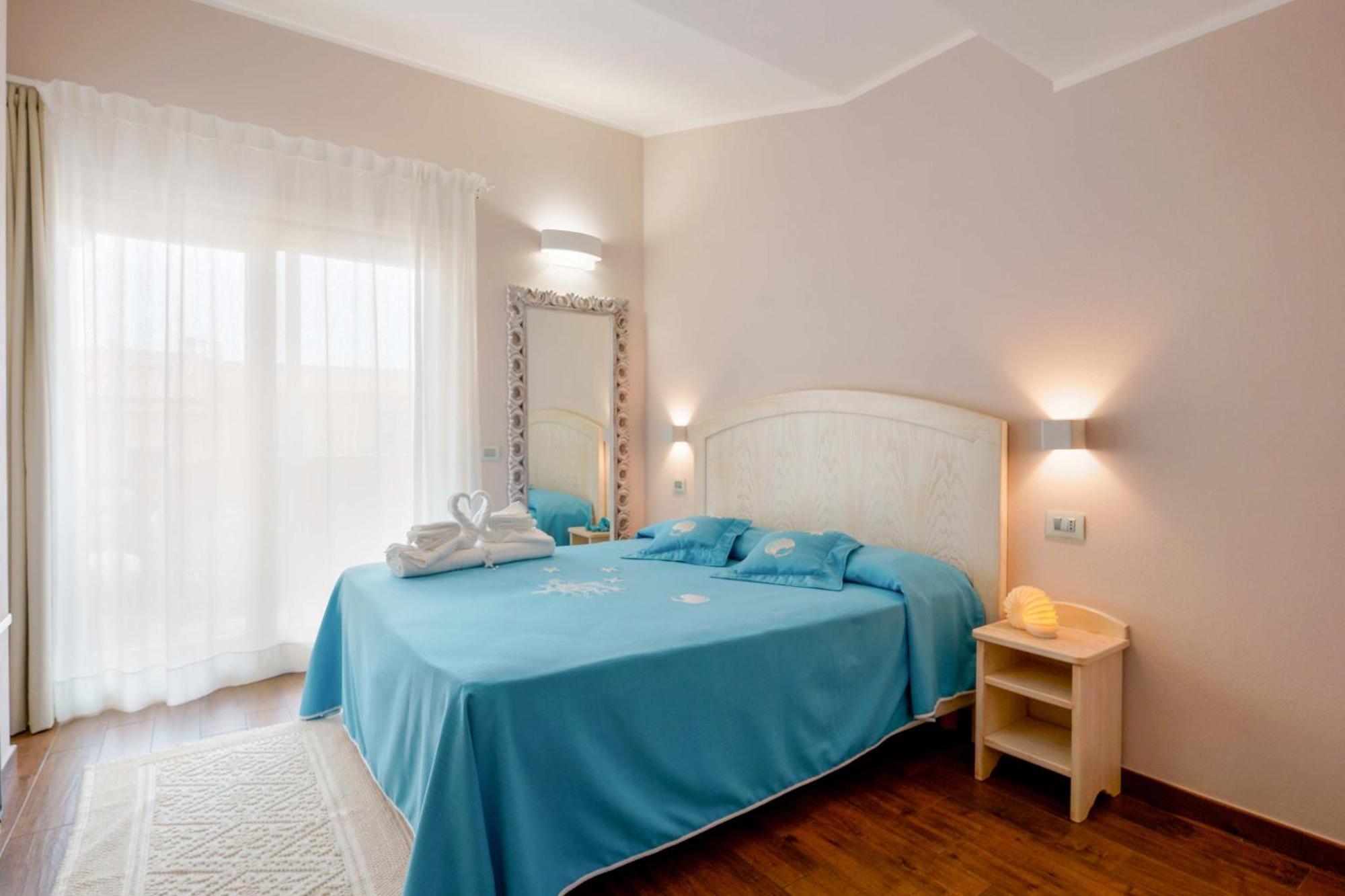 ヴィッラシミーウス La Rosa Dei Venti Bed & Breakfast エクステリア 写真