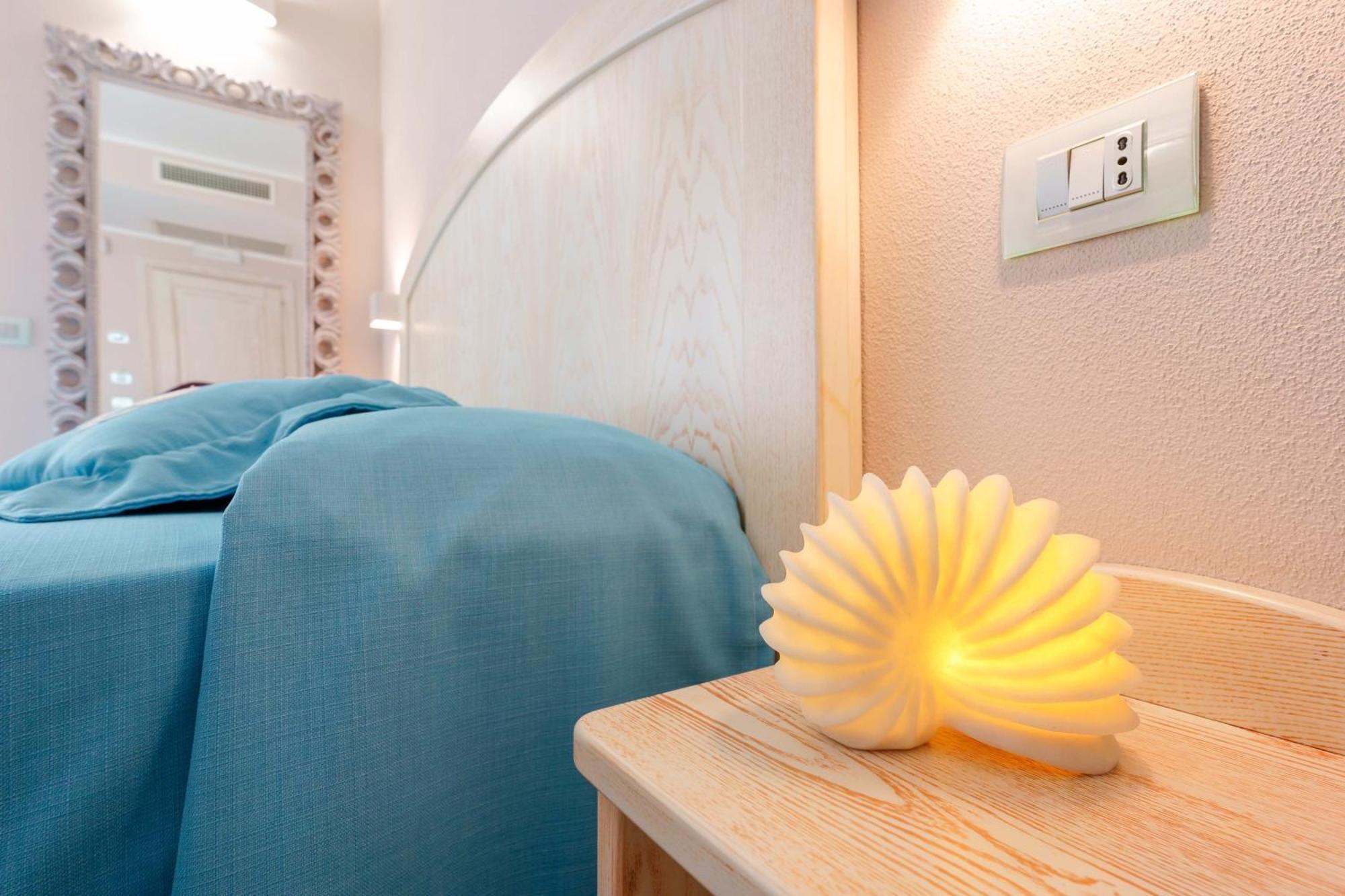 ヴィッラシミーウス La Rosa Dei Venti Bed & Breakfast エクステリア 写真