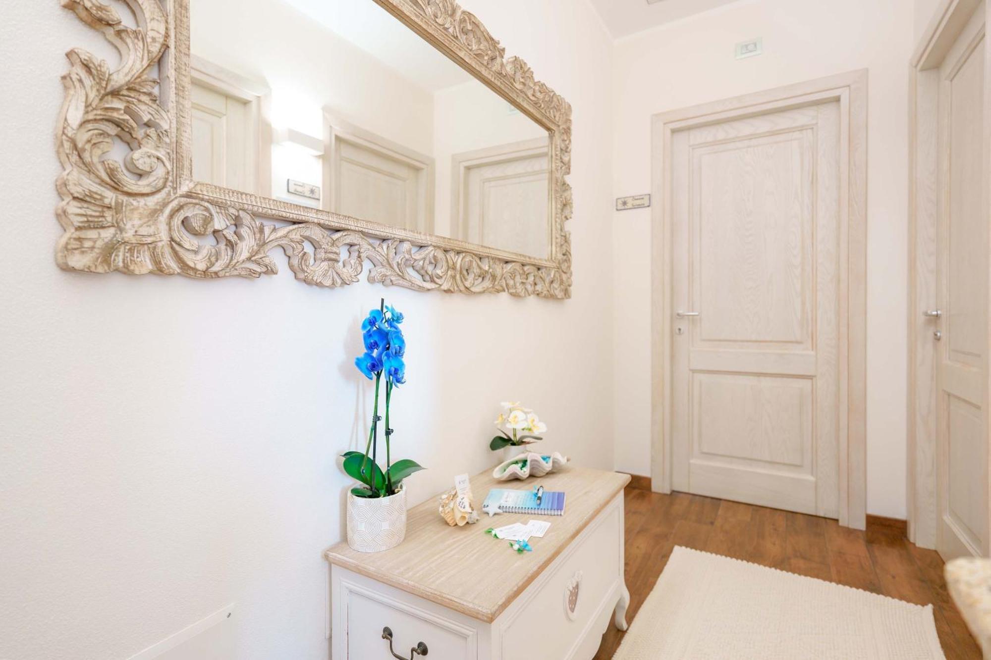 ヴィッラシミーウス La Rosa Dei Venti Bed & Breakfast エクステリア 写真
