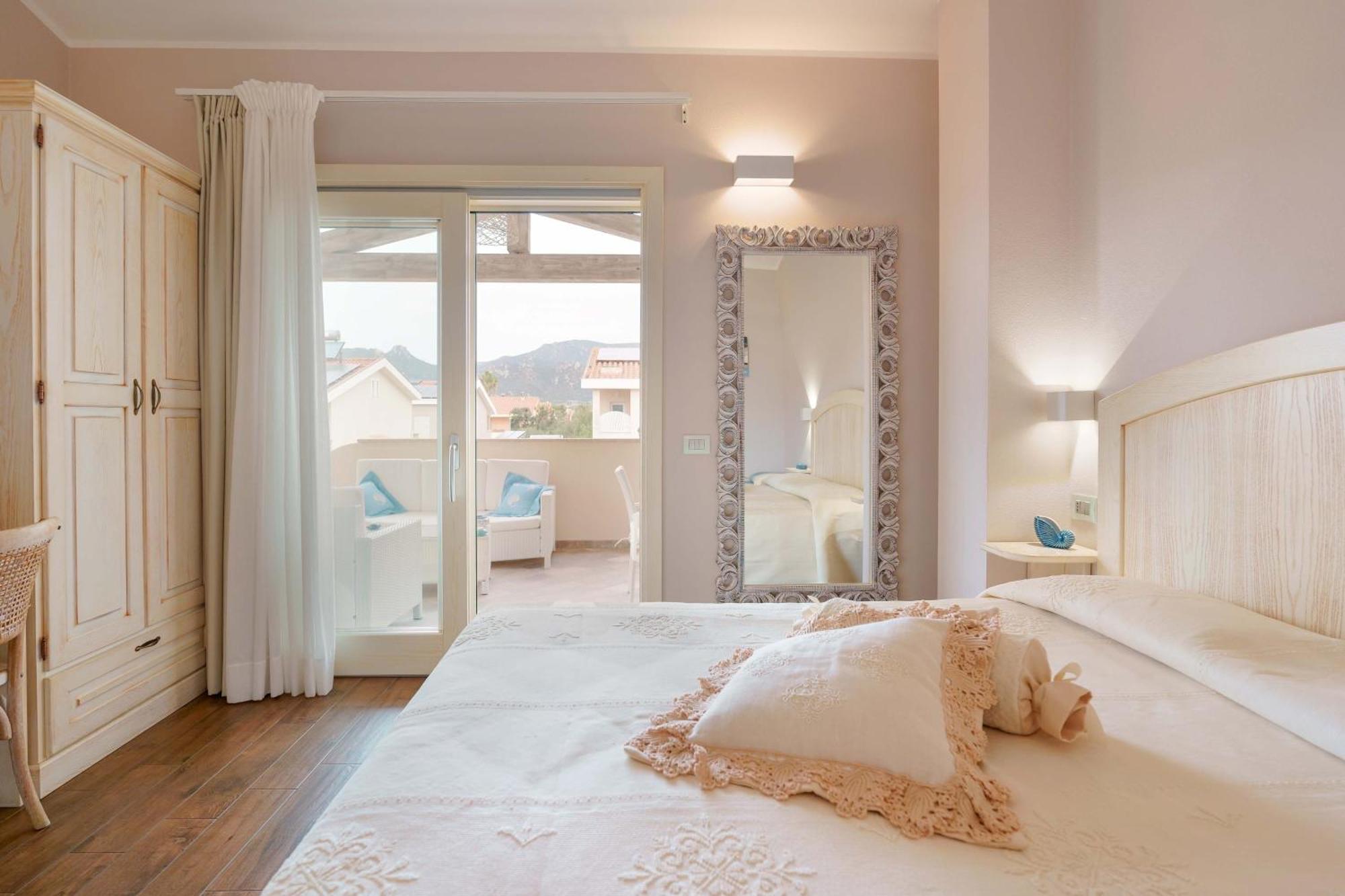 ヴィッラシミーウス La Rosa Dei Venti Bed & Breakfast エクステリア 写真